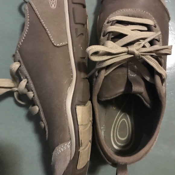 Keens size 6.5. VGUC. Tan - Picture 1 of 5